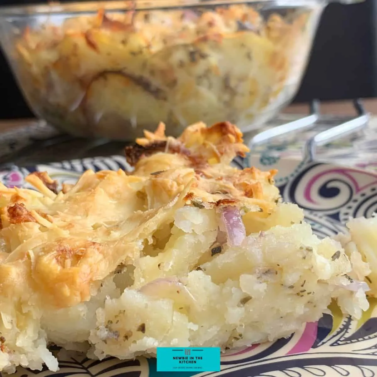 Cheesy Oven Baked Garlic PotatoesF